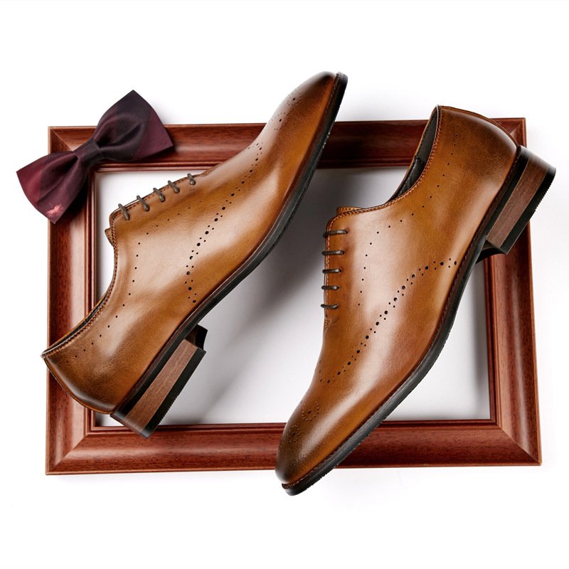 Formele Herenschoenen Oxford Brogue Gesneden Gebeitelde Teen Houten Hak - Geel